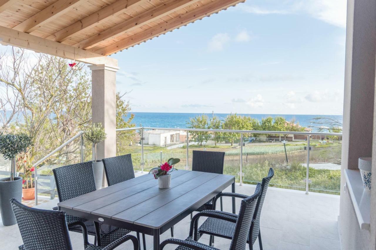 Villa Aelia Gardeno Vitalades Exterior photo